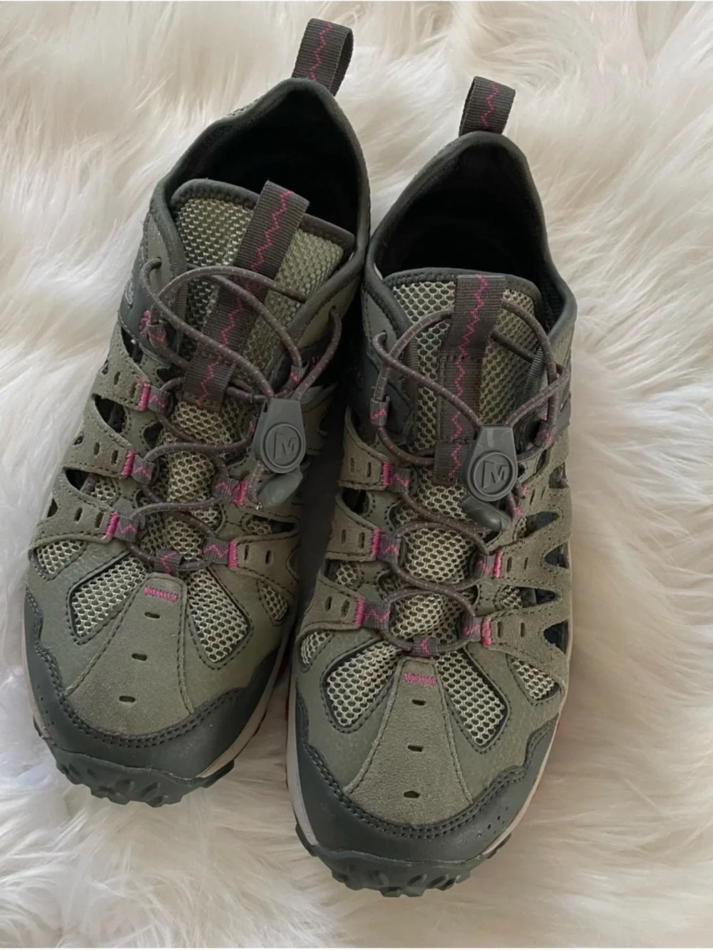 Merrell Women’s 9.5 Shoes - Picture 1 of 9